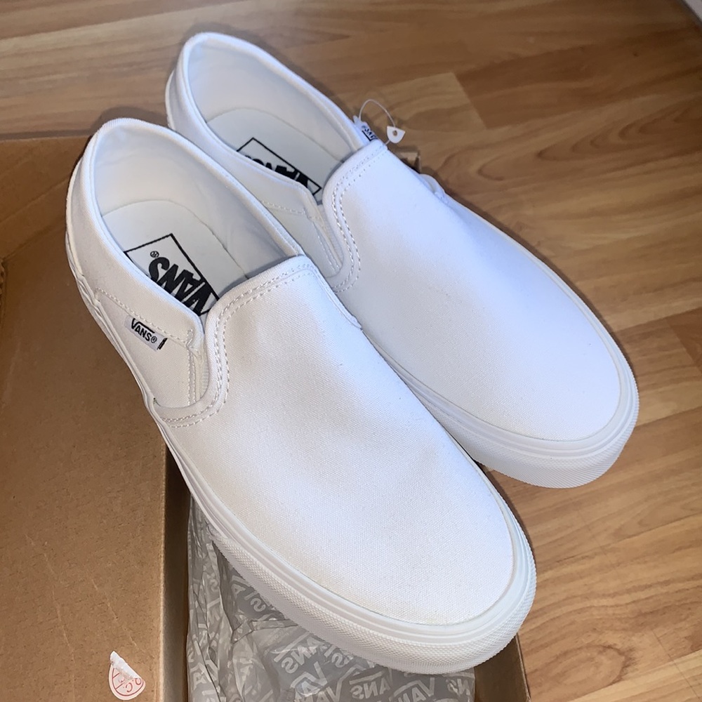 Vans | Asher All white Canvas Shoes women’s size 9 - Picture 9 of 12